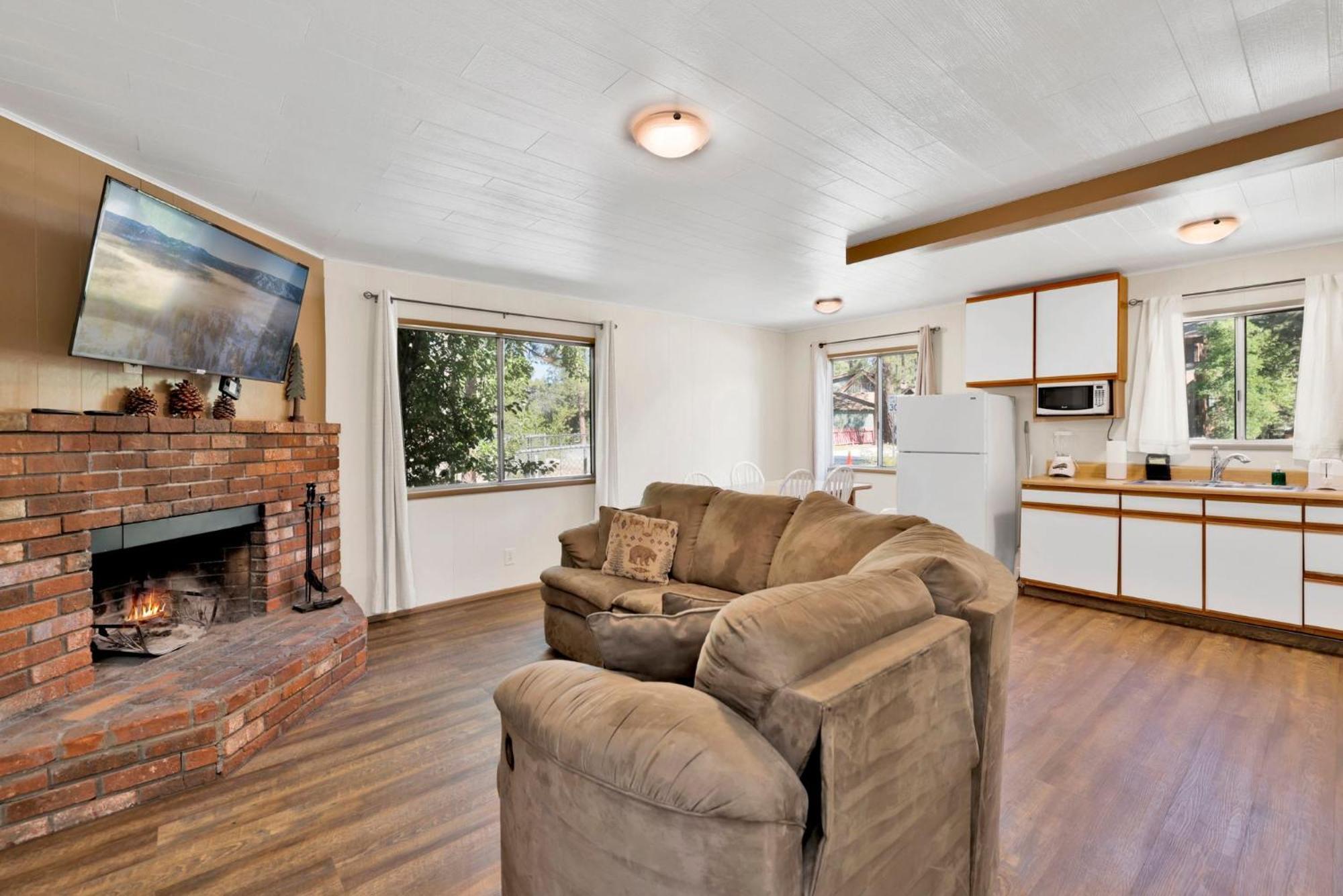 Twin Pines Family Cabin By Big Bear Vacations Lac Big Bear Extérieur photo